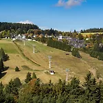 Appartement Welcome In - 66-b 'mountainside' In Niedersfeld-winterberg Mit Balkon, Schoener Aussicht Und Abstellraum Winterberg